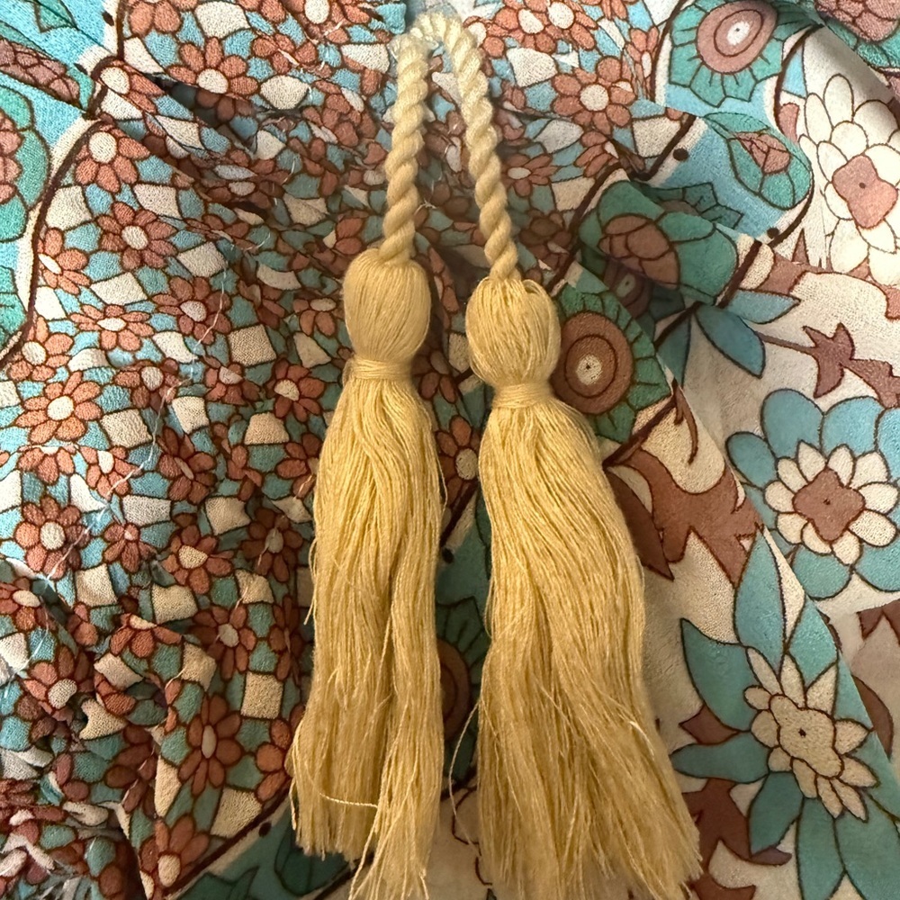 Beautiful Blue and cream Kimono XL​ - Picture 5 of 6